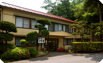 弥彦温泉 山本館